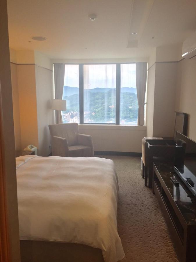 Rhine Inn Keelung Buitenkant foto