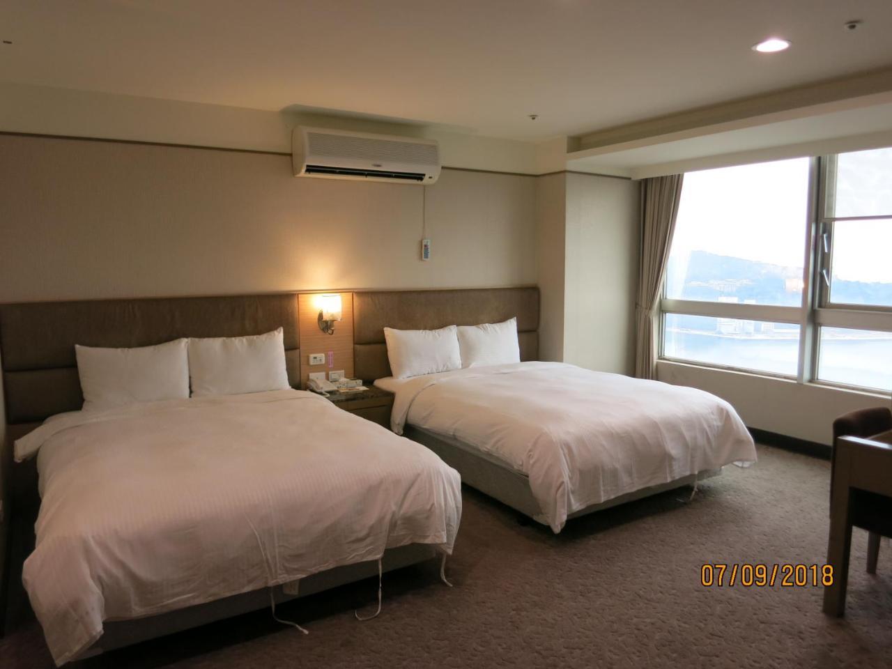 Rhine Inn Keelung Buitenkant foto